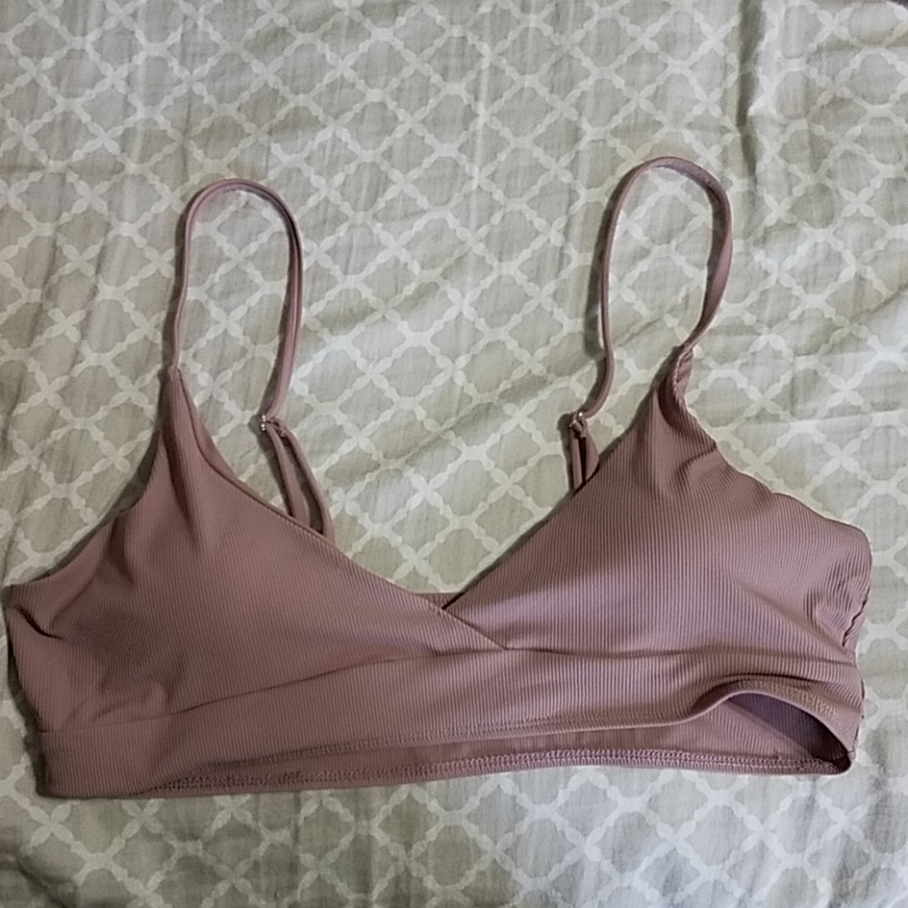 Pink bikini top